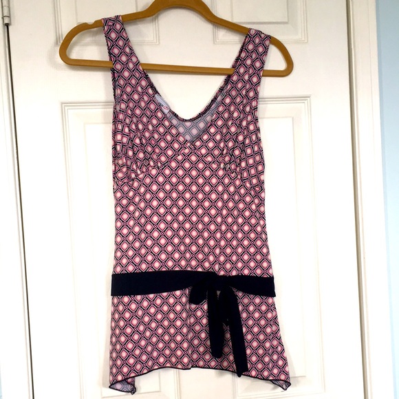 muaa Tops - FINAL PRICE DROP EUC Tank Top